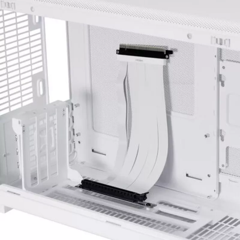 Mini Tower GPU komplekts Lian Li A3-1W kompakts dizains, kas atbalsta vairākas GPU