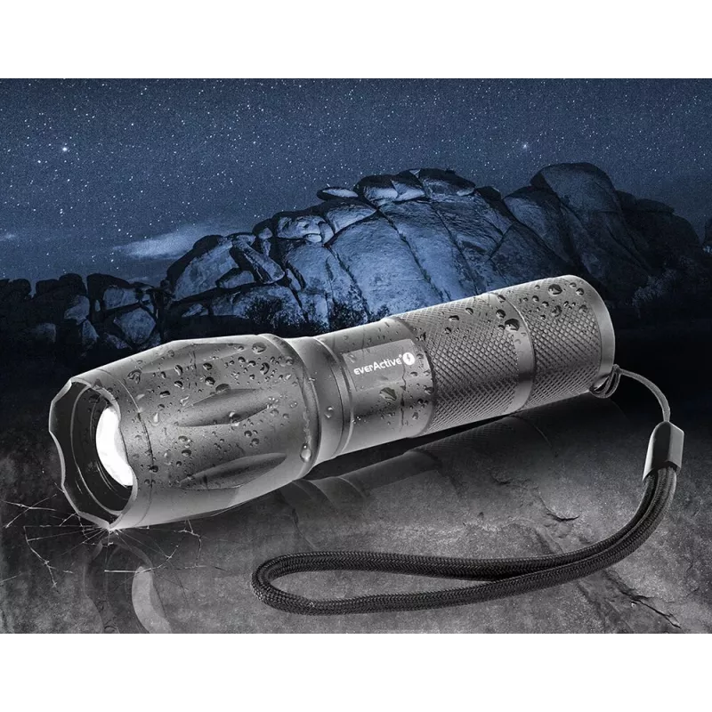 Kabatas lukturītis everActive FL600 — 600 lm, 10 W, alumīnija korpuss, IPX4, 130 mm, 3×AAA, sarkans