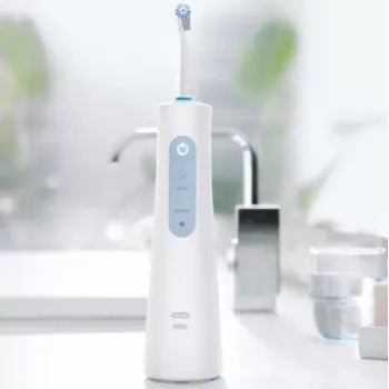 Mutes dušas ierīce Oral-B AquaCare 4, balta