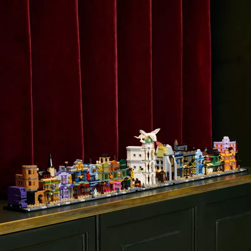 LEGO HARRY POTTER 76444 Cūkkārpas alejas burvju veikali