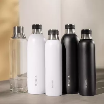 Karbonizēšanas pudele BRITA 118426 – 1 L stikla pudele ar nerūsējošā tērauda vāciņu, 287 mm augstums, 2 gab. iepakojumā