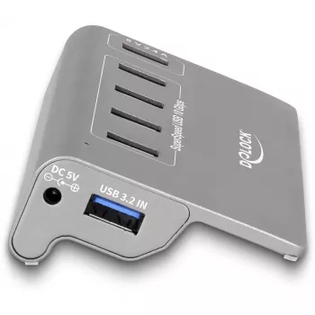 DeLOCK USB centrmezgls 10 Gbps 4 Type-A pieslēgvietas 1 ātrās uzlādes pieslēgvieta