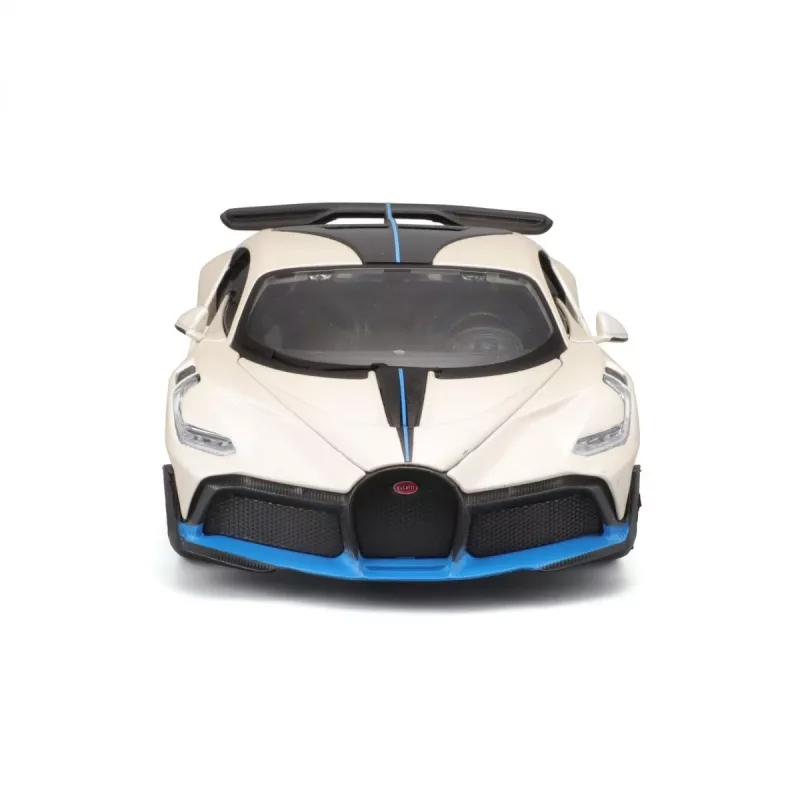 Kompozītmateriāla modelis Bugatti Divo 1/24 balts