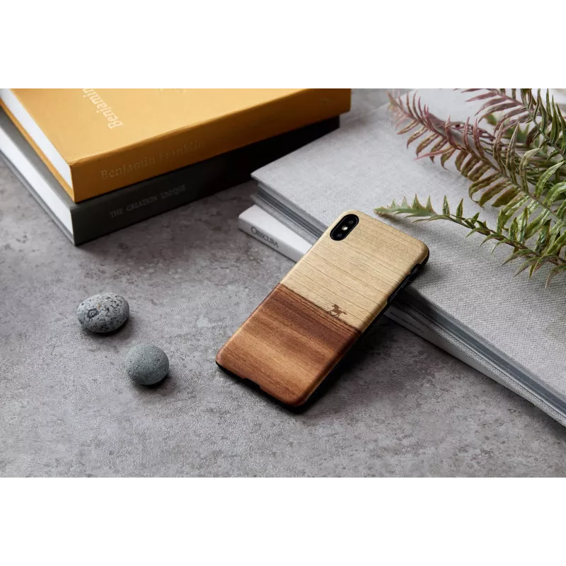 Phone case man and wood iPhone XS Max — melns aizsargapvalks