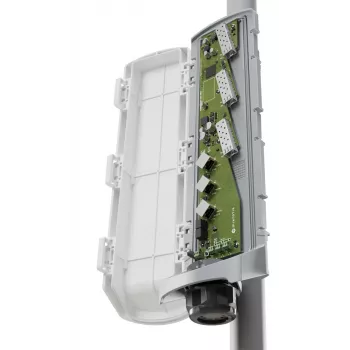 Tīkla slēdzis MikroTik CSS606-1G-2Gi-3S+OUT 6-portu slēdzis ar 1G un 10G SFP+ augšupsaitēm