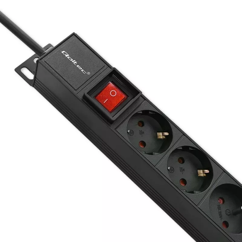 Qoltec Alumīnija PDU RACK | 16A | 16 x Schuko | Vertikāls | 1.8m