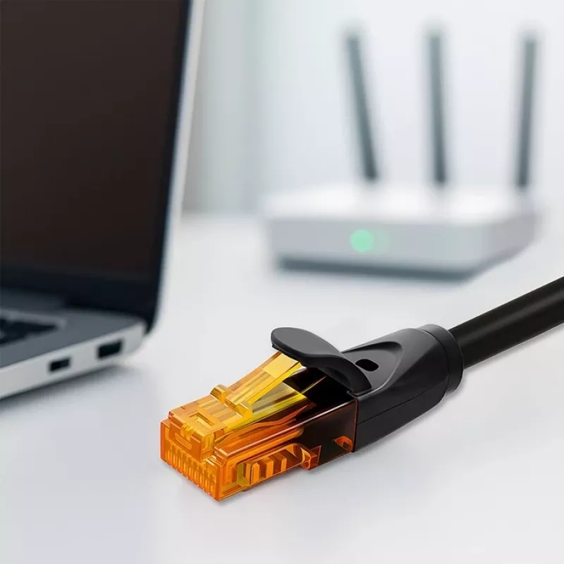 Ethernet komutācijas kabelis QOLTEC CAT6, 2×RJ45, 20 m, melns