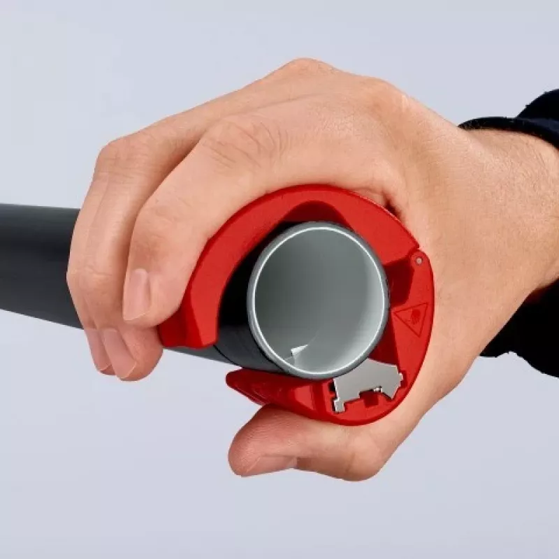 KNIPEX manuālais cauruļu griezējs PVC un blīvējošām uzmavām