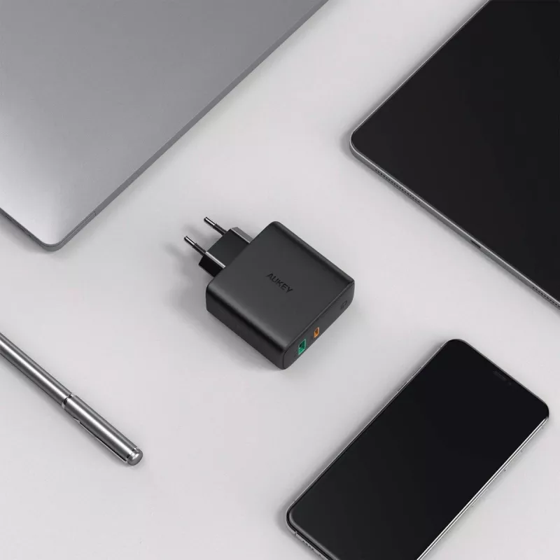 PA-D3 sienas lādētājs 2xUSB Power Delivery (1xUSB+1xUSB C) 5.4A 60W Dynamic Detect
