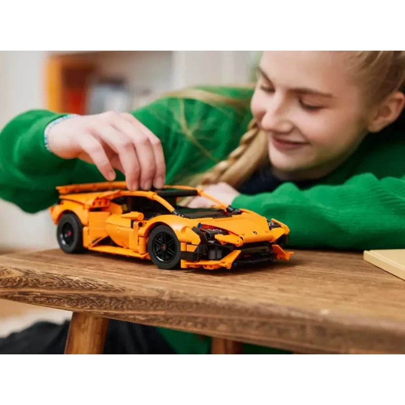 LEGO TECHNIC 42196 Lamborghini Huracán Tecnica oranža