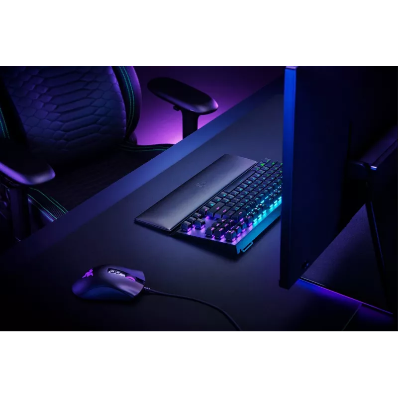 Plaukstas balsts Razer RC21-01710100-R3M1 — mākslīgā āda, atmiņas putas, 356 mm × 8,9 mm, melns