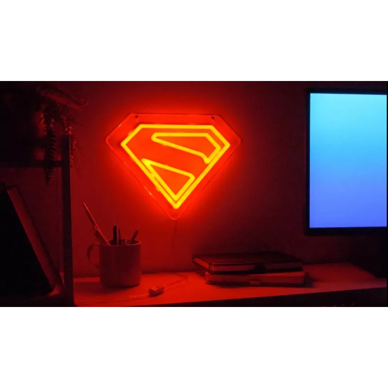 Pie sienas montējama LED neona gaisma Paladone Superman PP14478SMTVN, dekoratīvs sienas zīme