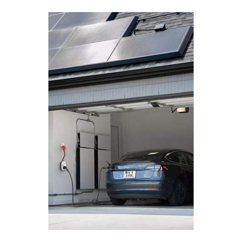 go-e Gemini flex 2.0 melnbalta sienas uzlādes stacija 11000 W, 2. tips