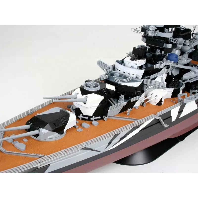 Plastmasas kuģa modelis REVELL Tirpitz 1:350 mērogā