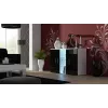 Bufete Cama Meble SOHO S7 120 cm — 3 durvis, 4 plaukti, balta virsma, melns spīdums