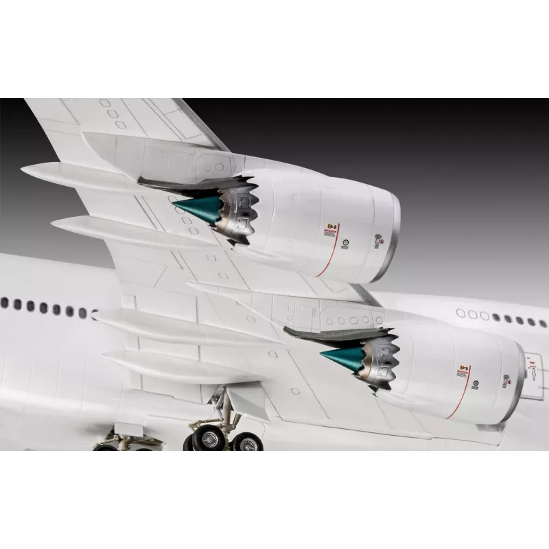 Lidmašīna Revell Boeing 747-8 Lufthansa New Livery