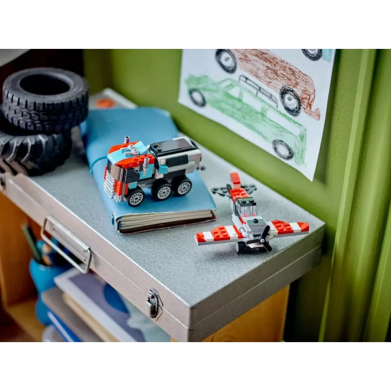 LEGO Creator 2-in-1 komplekts “Flatbed Truck with Helicopter” 31146, pārveidojams būvējums bērniem