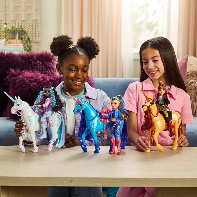 Modes lelle Spinmaster Unicorn Academy Ava modelis 6072649 – modes lelle ar tematisku tērpu un aksesuāriem