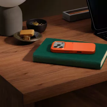 Cover Apple Beats iPhone 17 Pro Izturīgs maciņš MagSafe Camera Control oranžs