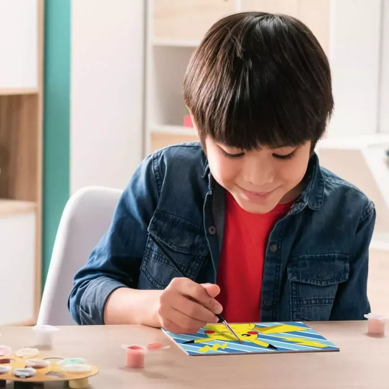 Gleznošanas komplekts Ravensburger CreArt — Cheeky Pikachu (modelis 25557) krāsošanas pēc numuriem komplekts