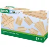BRIO 33307 koka sliežu ceļa paplašinājuma komplekts ar pārmijām un aksesuāriem, 11 detaļas
