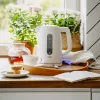 Elektriskā tējkanna Adler AD 1379w — 1,7 L, līdz 2200 W, balta, 360° grozāma pamatne, polipropilēns