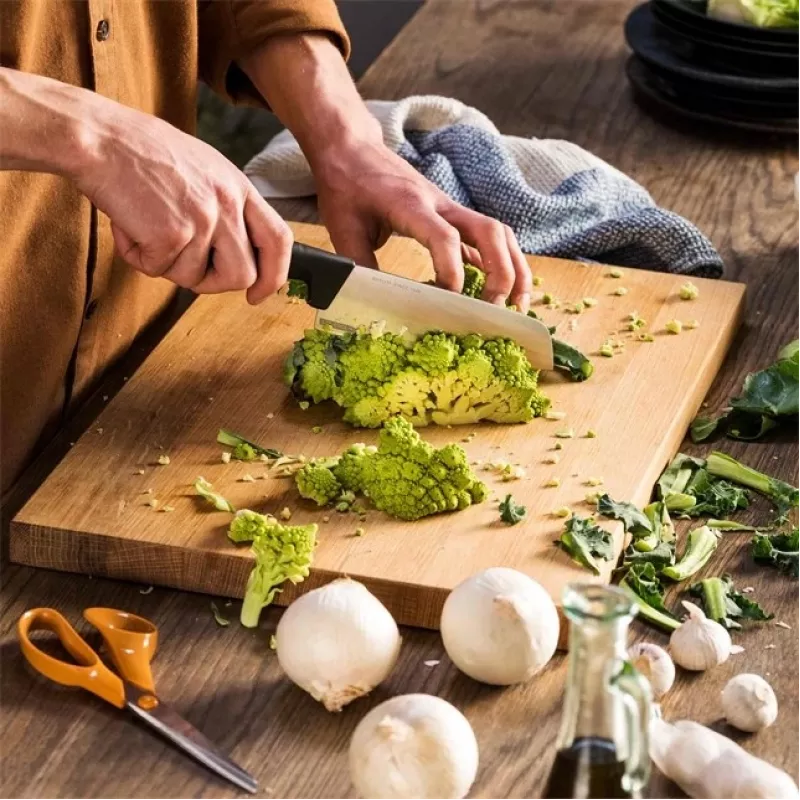 Fiskars 1051761 virtuves nazis Nerūsējošais tērauds 1 gab. Santoku nazis