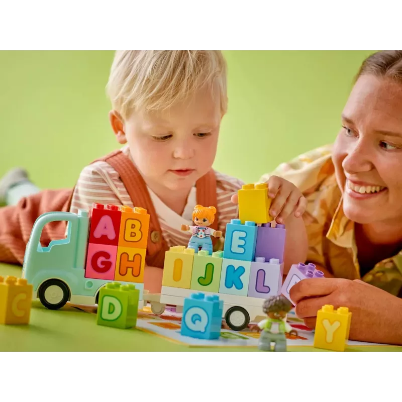 Konstruktors LEGO DUPLO 10421 ABC kravas automašīna, 36 gabali, 2 minifigūras, vecumam no 2 gadiem, izmēri 110×140×70 mm