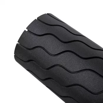 Therabody rullīšu masieris Theragun Roller Universal Melns — 5 ātrumi, vibrējošs, 1,5 kg, 12 V, 180 min baterijas darbība