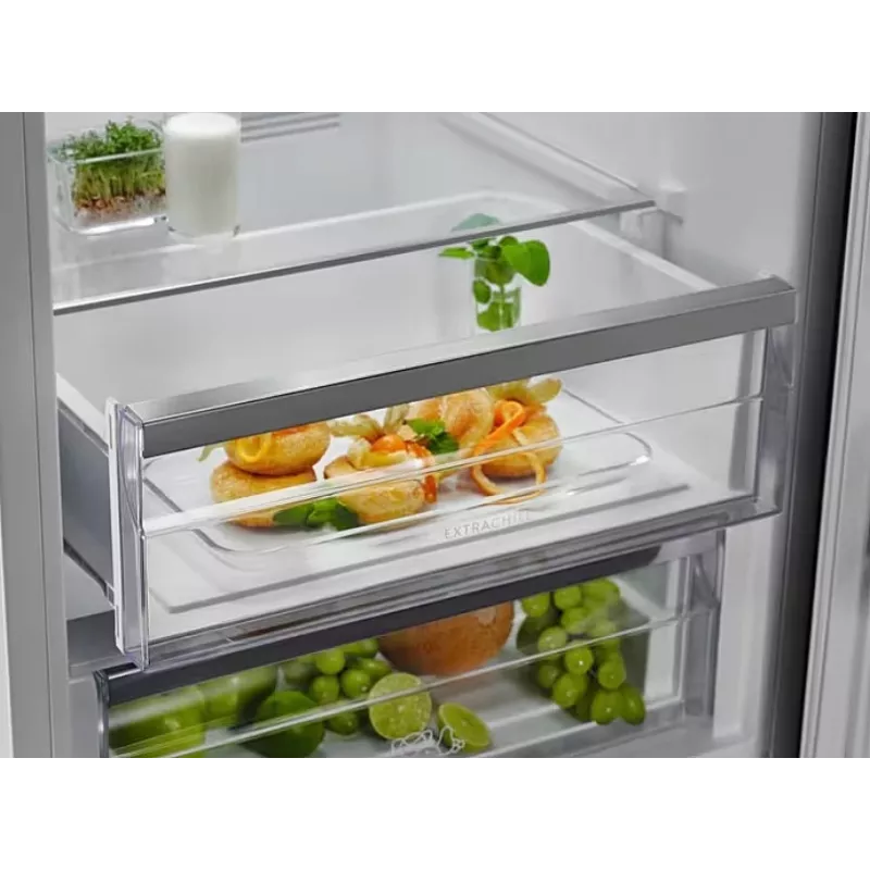 Ledusskapis-saldētava ELECTROLUX LNT7ME36G2