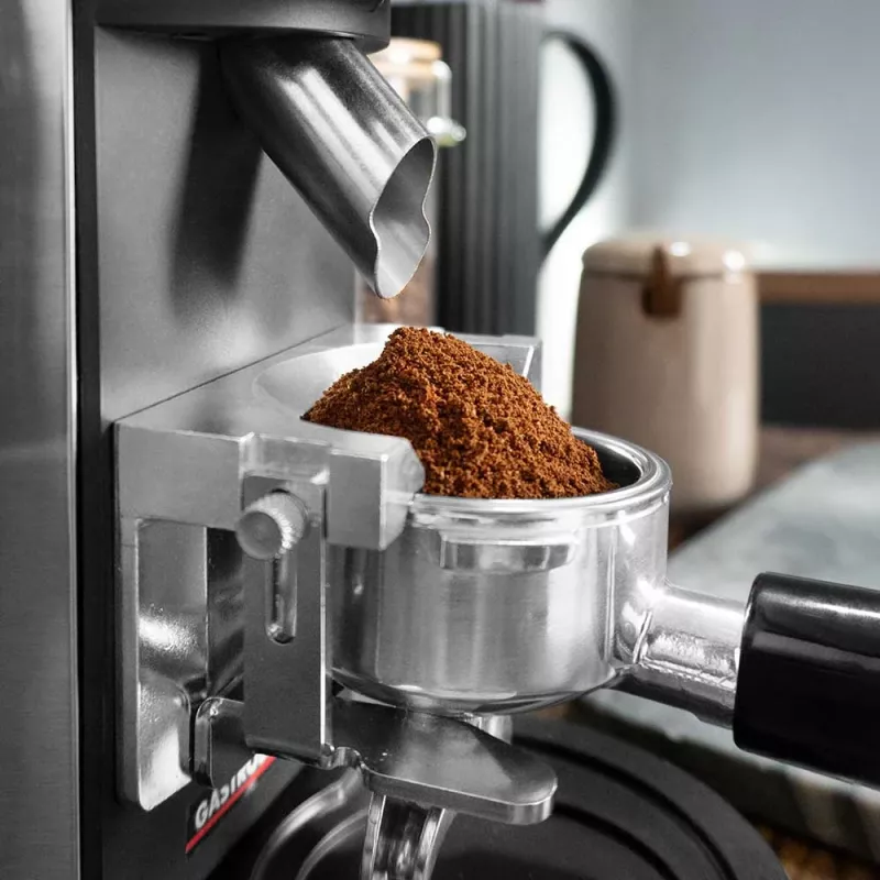 Burr coffee grinder GASTROBACK Design Pro Touch 30 — koniska dzirnakmens, 300 g tvertne, 150 W, melna/caurspīdīga