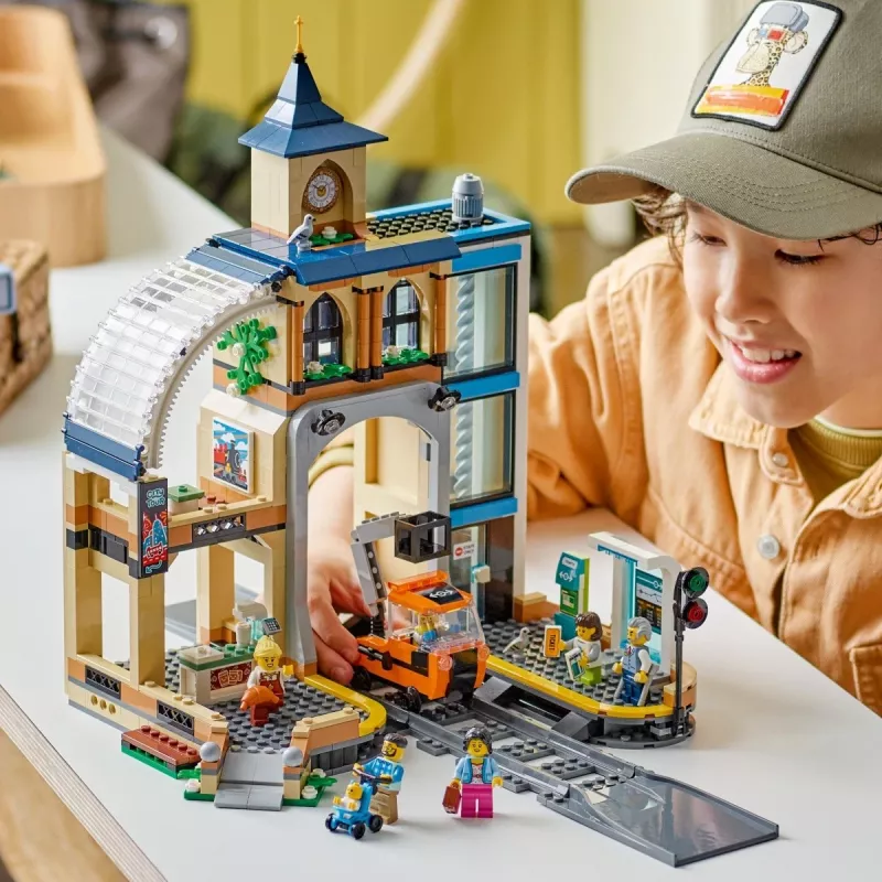 LEGO CITY 60469 Centrālā dzelzceļa stacija