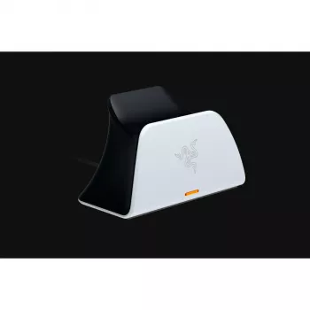 Uzlādes statīvs Razer RC21-01900100-R3U1 PlayStation 5 kontrolieriem — balts, uzlādē vienu kontrolieri, komplektā USB-C–USB-A kabelis