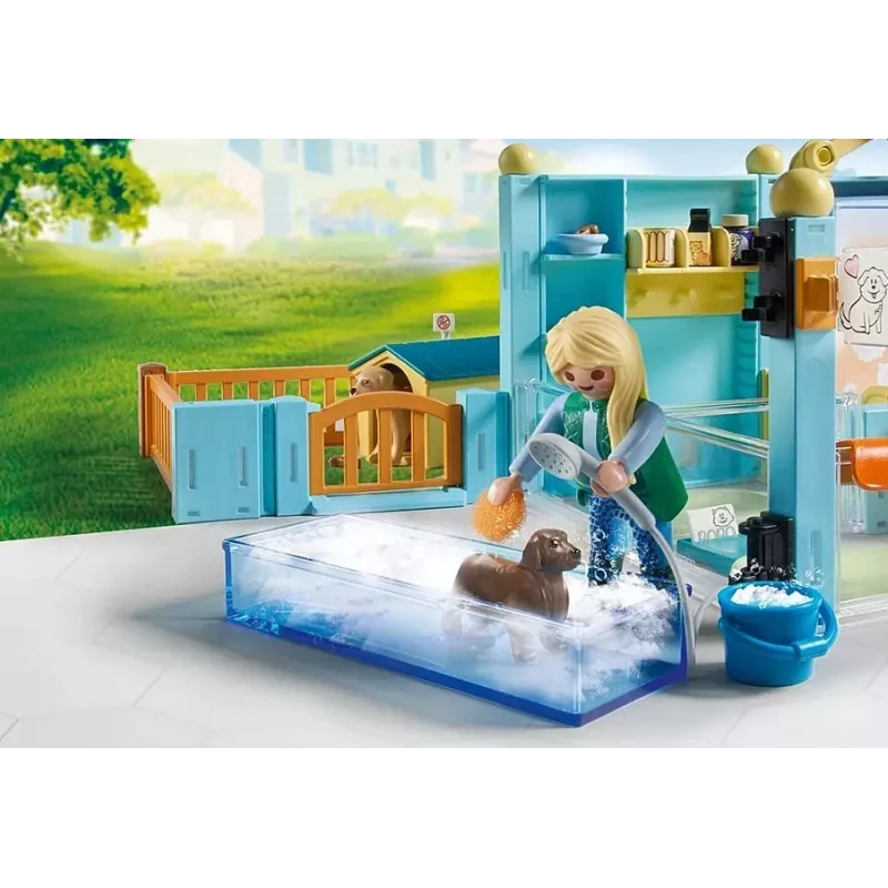 PLAYMOBIL Playset My Life 71742 Dzīvnieku viesnīca ar figūriņām – Spēļu komplekts ar viesnīcas ēku un dzīvnieku figūriņām