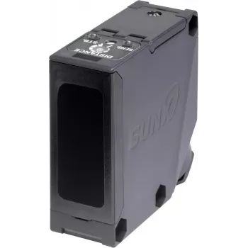 Gaismas sensors Panasonic EQ511 (sērija EQ500) — triangulācijas gaismas sensors, uztveršanas diapazons 2,5 m