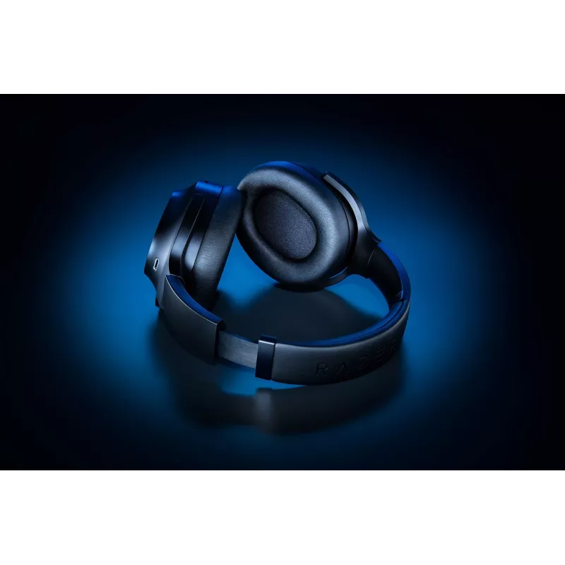 Razer Barracuda Pro austiņas ar vadu un bezvadu, galvas saite, spēlēm, USB Type-C, Bluetooth, melnas