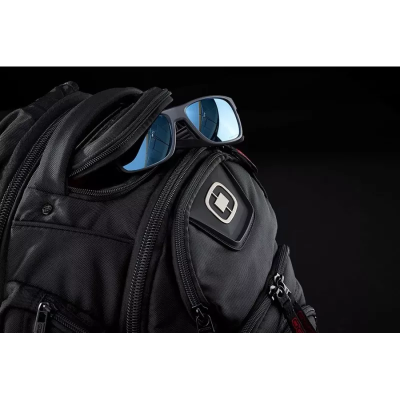 OGIO BACKPACK RENEGADE RSS BLACK PINDOT P/N: 111071_317