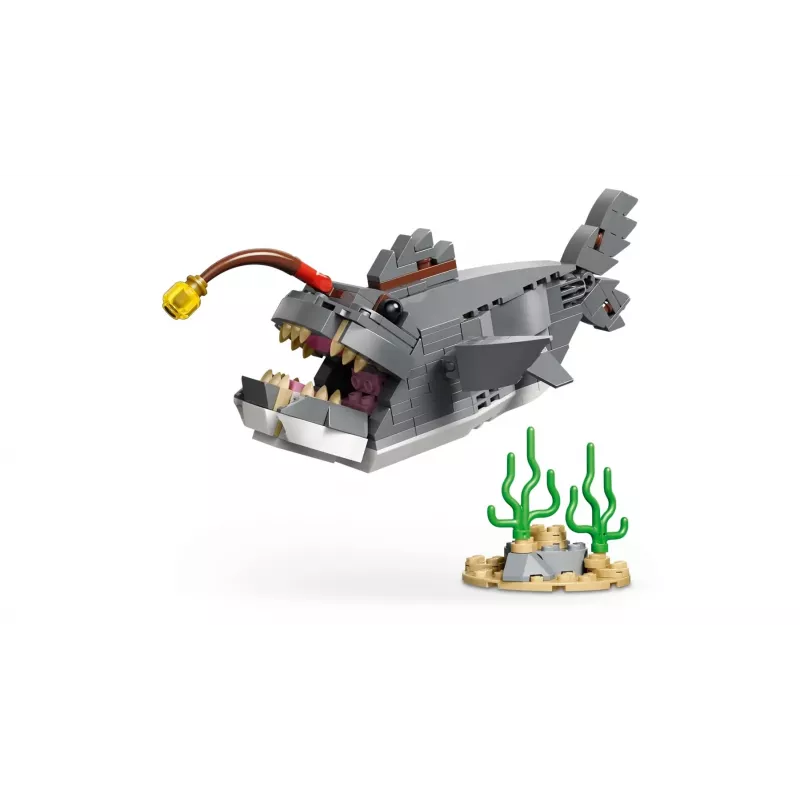 LEGO CREATOR 3 IN 1 31381 Nikns haizivs ar dārgumu lādi