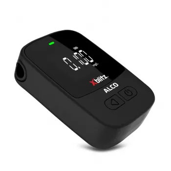 Rokas elektroķīmiskais alkohola testeris Xblitz ALCO — BAC 0–4%, precizitāte 0,05%, LCD, 5 iemuti, 2×1,5V baterijas
