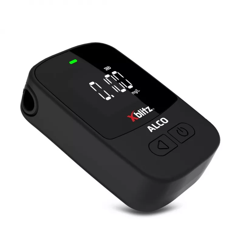Rokas elektroķīmiskais alkohola testeris Xblitz ALCO — BAC 0–4%, precizitāte 0,05%, LCD, 5 iemuti, 2×1,5V baterijas