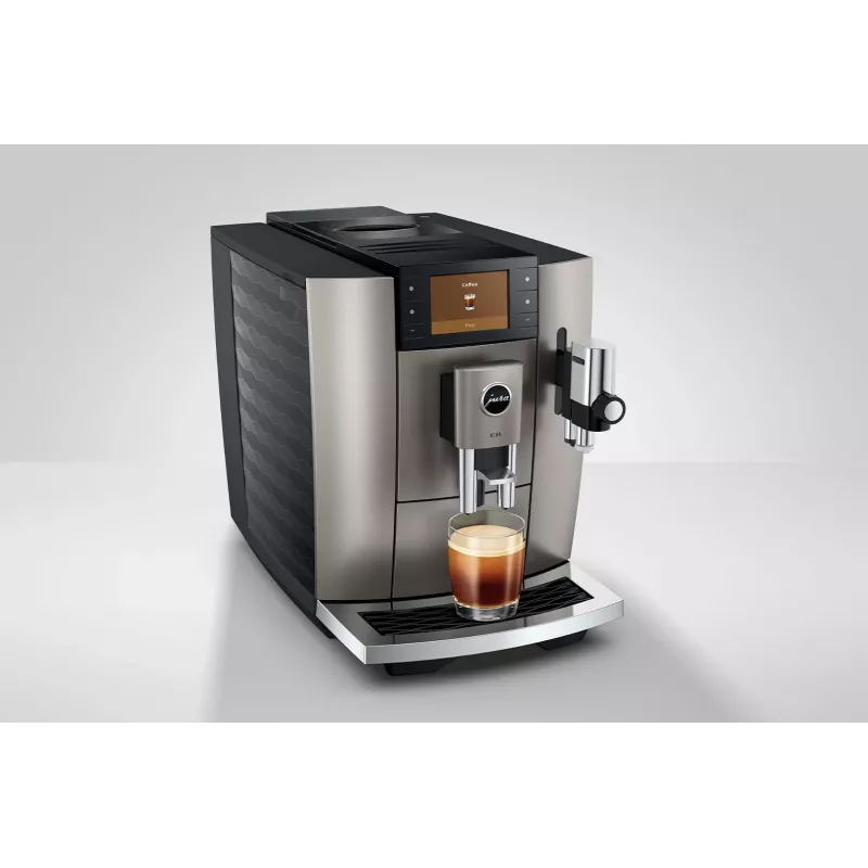 Espresso kafijas automāts JURA E8 Pilnībā automātisks 1,9 L Sudraba — 15 bāri, 3,5 collu displejs, dzirnaviņas, piena putotājs