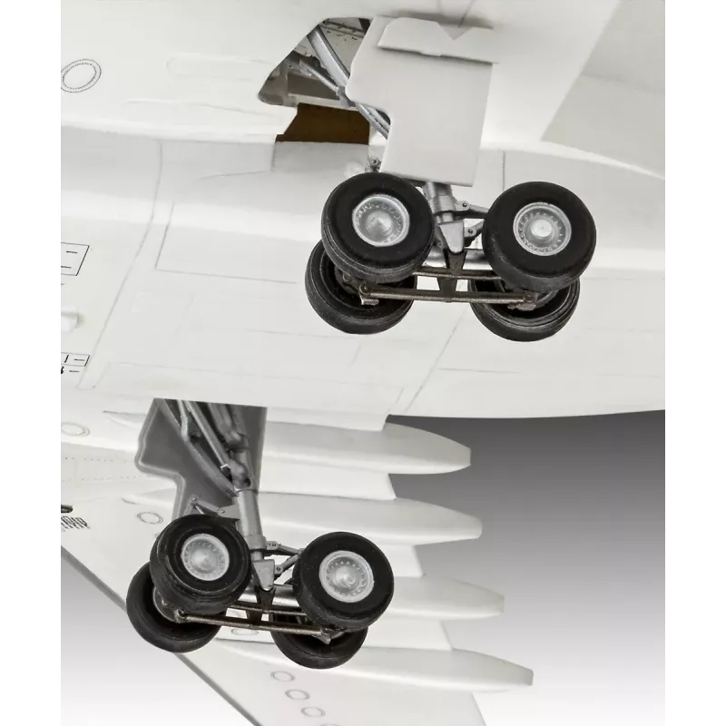 Plastmasas lidmašīnas modelis REVELL Airbus A330-300 Lufthansa mērogā 1:144