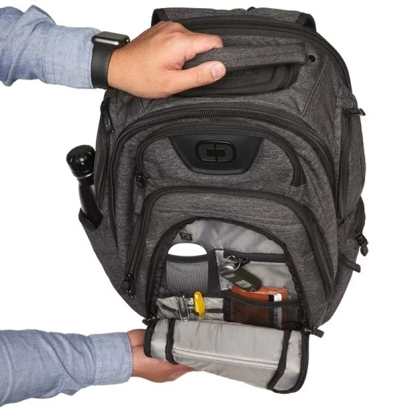 Ogio Mugursoma Renegade RSS Melna P/N: 111059_03