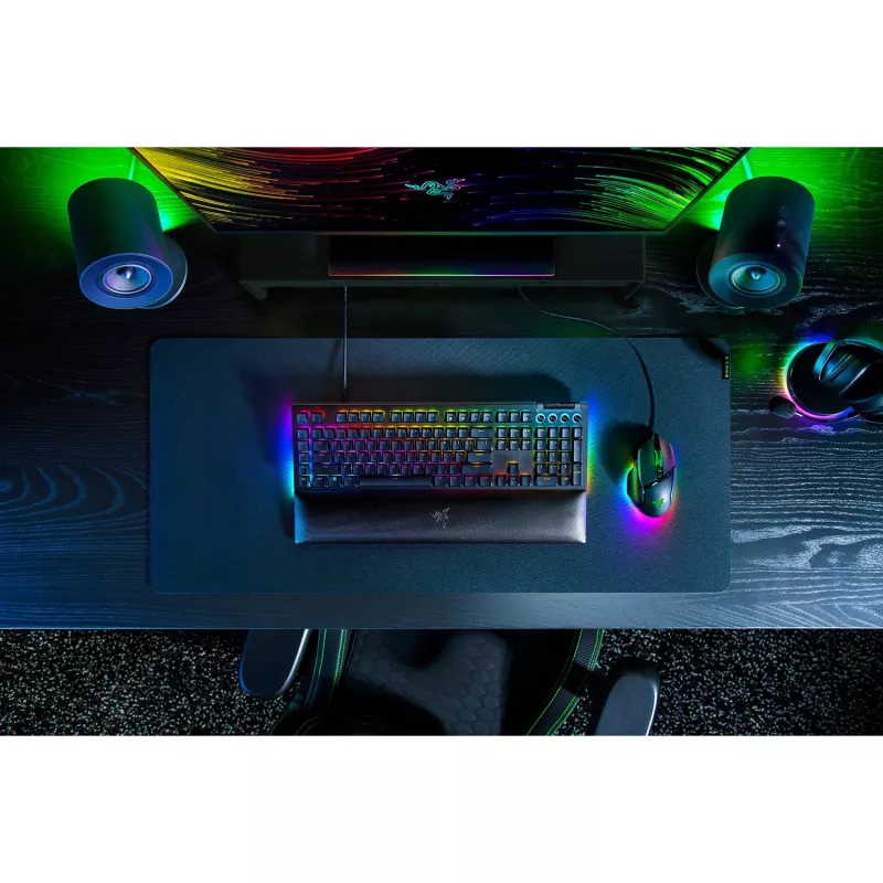Razer MelnsWidow V4 tastatūra - USB-C, QWERTZ