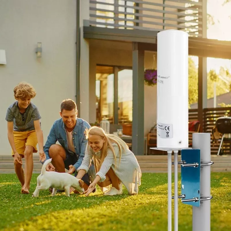 Āra visvirzienu 4G LTE antena QOLTEC 57044, 5 dBi, 600–2700 MHz, 50 W, 50 Ω, balta vara korpuss