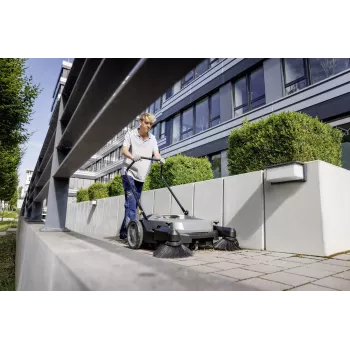 Karcher AG KM 70/20 C 2SB slotītājs, 22 kg, manuāls