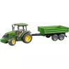 Traktora modelis BRUDER John Deere 5115 M ar pašizgāzēju