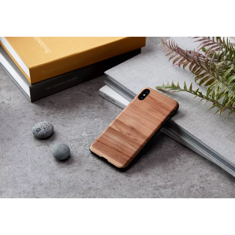 Man and wood telefona vāciņš iPhone X/XS — kapučīno melns aizsargapvalks