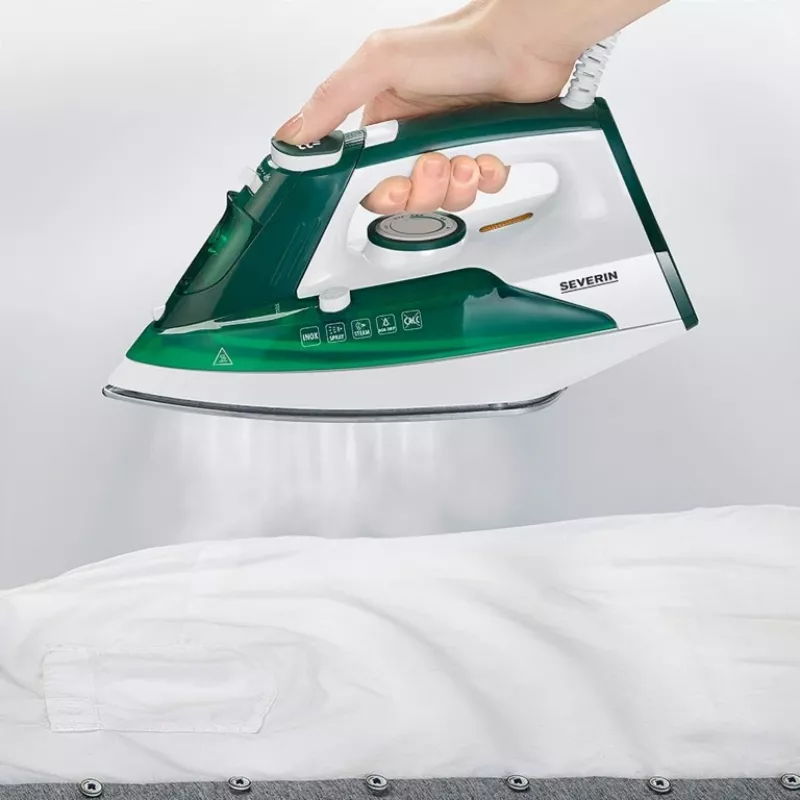 Severin BA 3261 gludeklis Tvaika gludeklis Keramikas zole 2400 W Balts, Zaļš