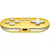 Bezvadu spēļu kontrolleris 8BitDo Zero 2 dzeltens — Bluetooth, kompakts kabatas izmērs, RET00221
